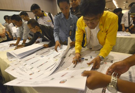 Hadapi Sengketa Pemilu, Rencana KPU Sewa Pengacara  Dinilai Tepat