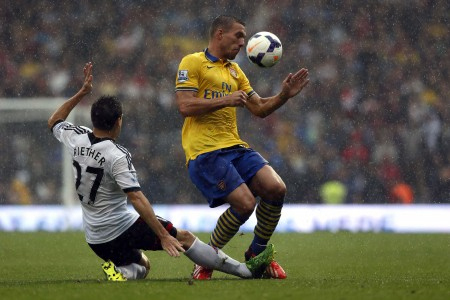 Lukas Podolski Istirahat Tiga Minggu