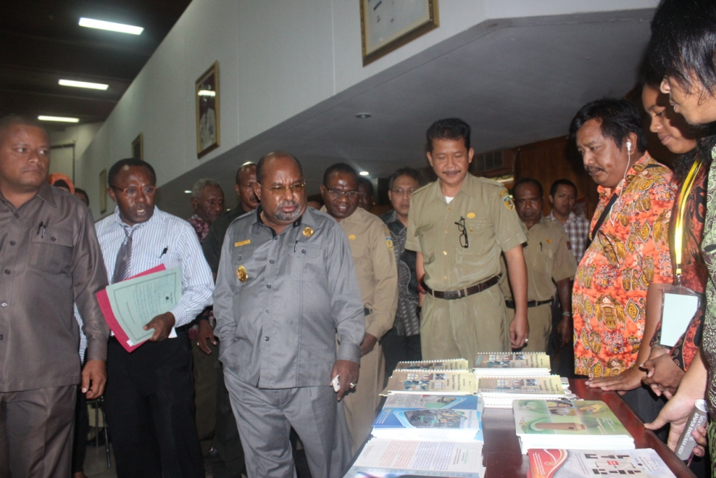 Begini Keinginan Gubernur Papua soal Proyek Perumahan Warga