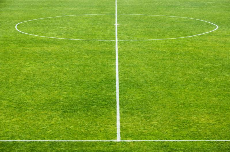 Fans Brondby Nekat Berhubungan Seks di Tengah Lapangan Sepak Bola