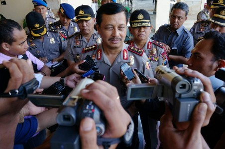 Wakapolri: Biar Membaur, Polisi Naik Bis saja
