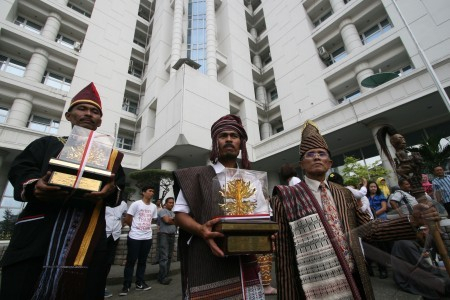 Pemerintah  Pertimbangkan Keinginan Pengembali Kalpataru
