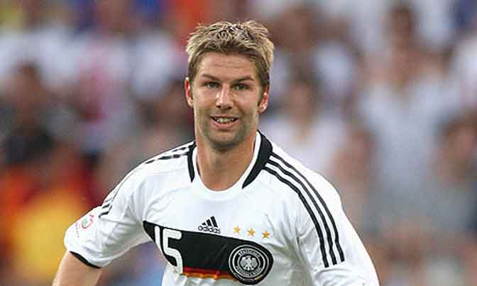 Thomas Hitzlsperger Gantung Sepatu