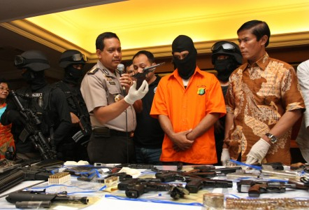 Polisi Tangkap Pembuat Senjata Api Rakitan di Cipacing