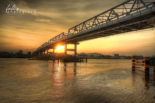 Jembatan Kapuas I Tak Layak Dilewati
