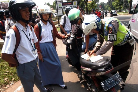 Polisi Pati Razia Pengendara Motor di Bawah Umur