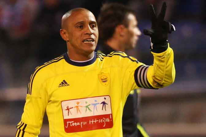 Roberto Carlos: Anzhi Makhachkala Akan Bubar dalam Dua Tahun