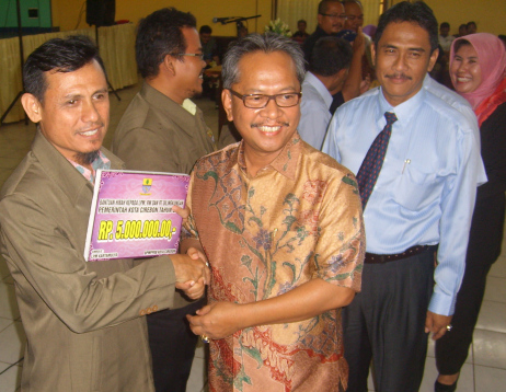 Manfaat Dana Hibah untuk Pembangunan di Cirebon