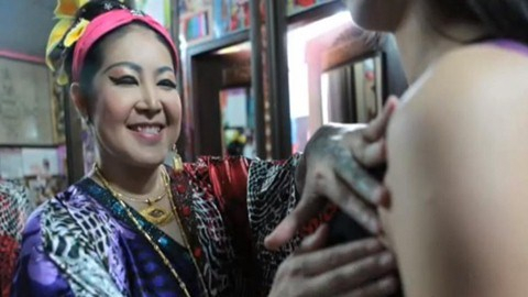 Perbesar Payudara? Tampar Saja!