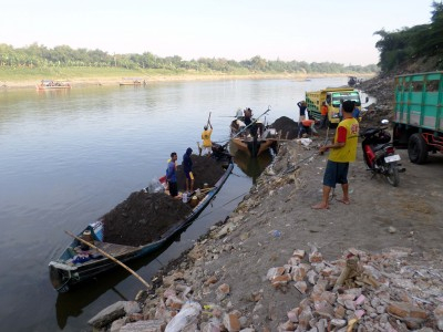Wali Kota Surakarta: Nekat Tinggal di Bantaran Sungai, Kita Gusur