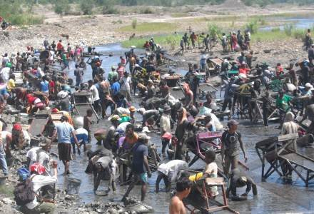 Pendulang Tradisional di Timika Terancam Absen Pemilu
