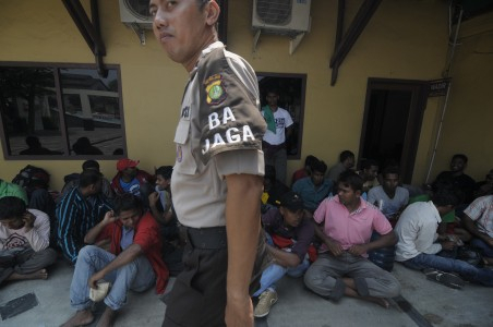 Puluhan Imigran Gelap di Kupang Belum Dideportasi