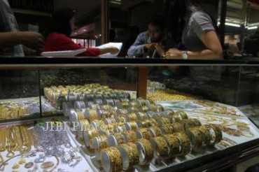 Turunnya Harga Emas Belum Dongkrak Minat Beli Konsumen