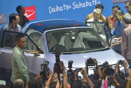 MTI Bakal Gugat Mobil Murah