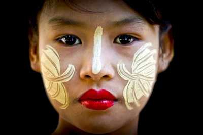 Dapatkah Kosmetik Tradisional Burma Bersaing di Era Modern?