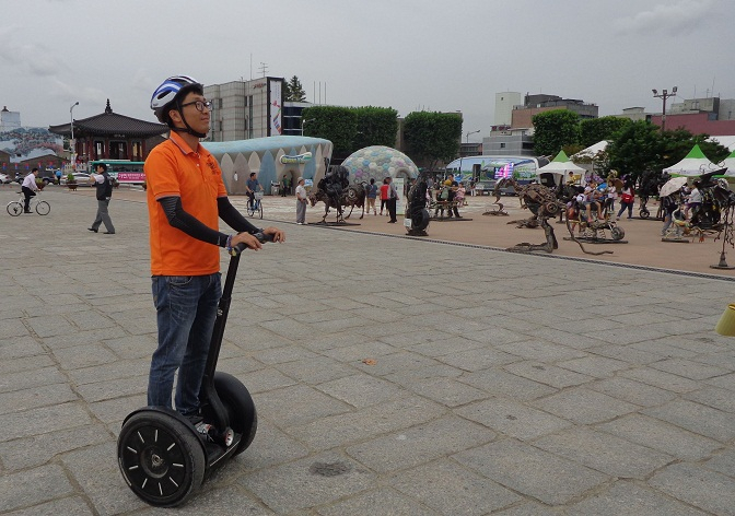 In Suwon, Give Up Your Car for A Month
