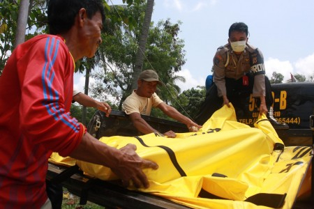 42 Orang Tewas, Pencarian Korban Kapal Tenggelam Di Stop