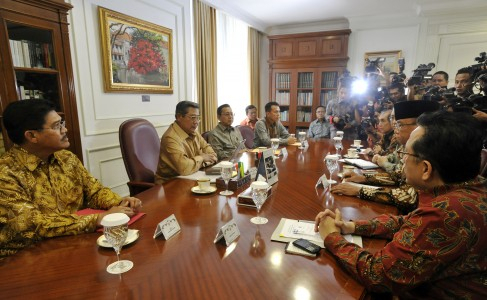 Kebijakan SBY Pascapenangkapan Ketua KY Akil Mochtar