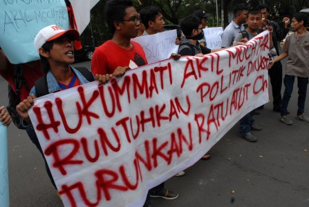 Mahasiwa Banten Aksi Jalan Kaki ke KPK