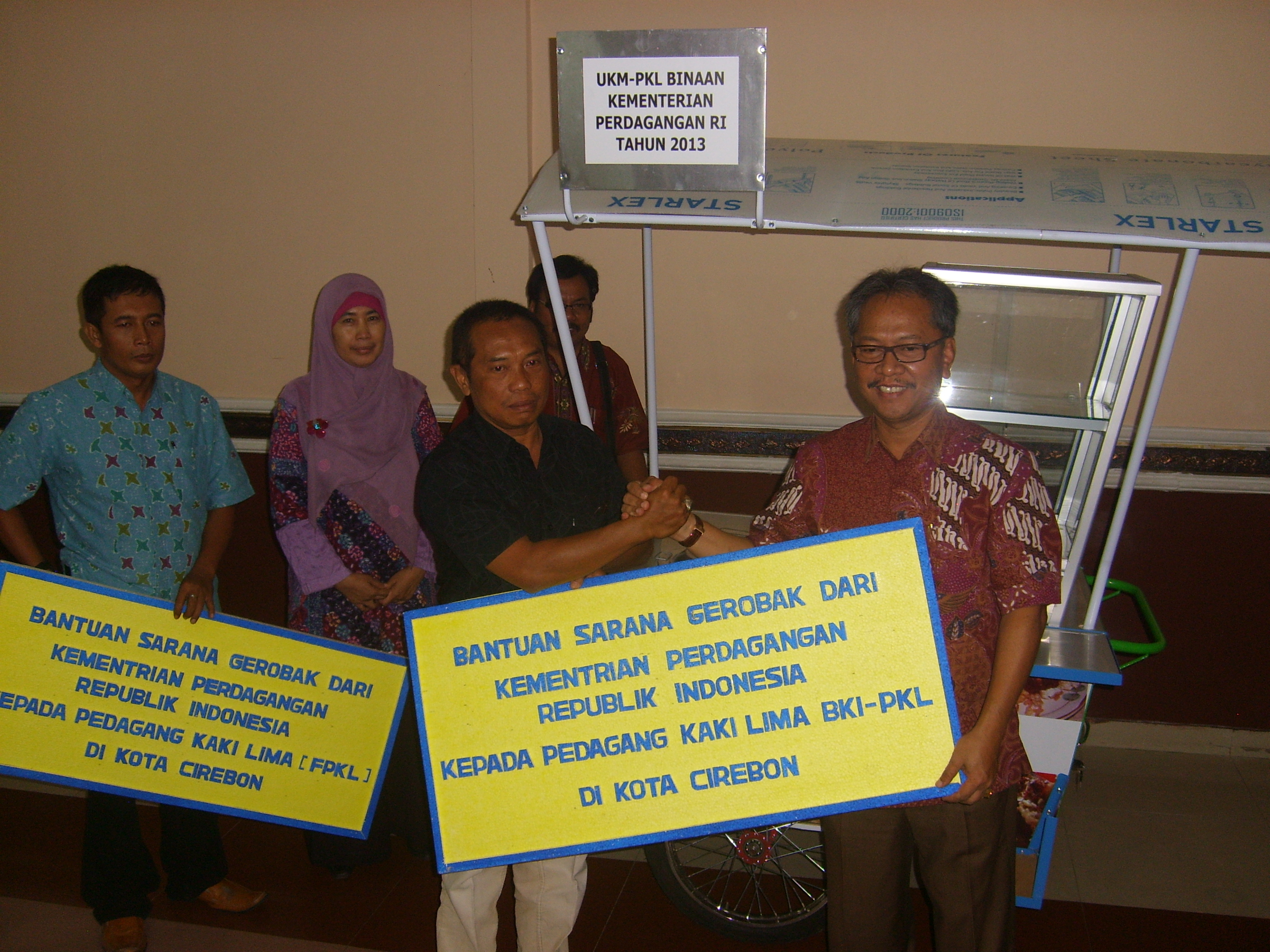 Walikota Cirebon: Hari Ini Jadi PKL, Besok Harus Jadi Pengusaha