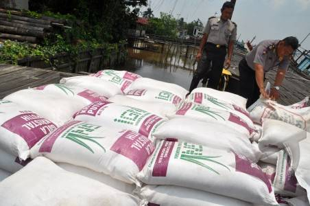 Sepanjang 2013, Polisi Kalbar Sita 697.085 Ton Gula Selundupan