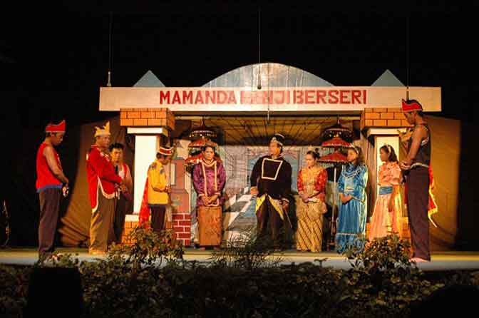 Pemkab Kukar Diminta Lestarikan Kesenian Mamanda