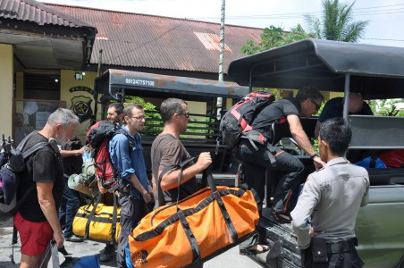 Pendaki Asing Tersesat di Cartensz, OPM Kena Tuding
