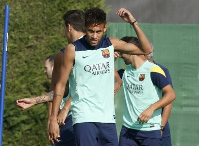 Jelang El Clasico, Neymar Pelajari Permainan Pepe