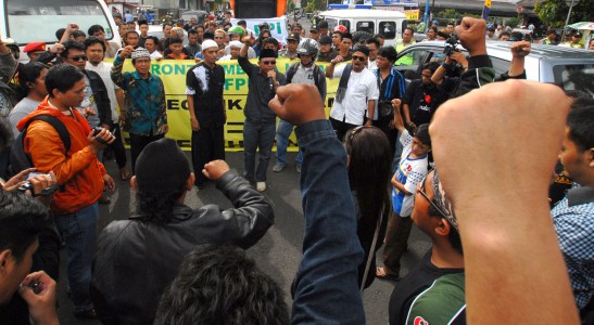 Lima Orang Terluka Akibat Diserang Massa FAKI
