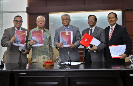 Akil Mochtar Dipecat secara Tidak Hormat dari Mahkamah Konstitusi