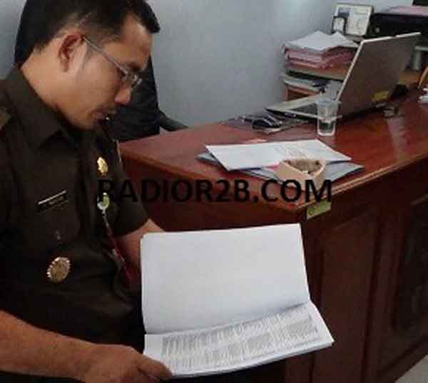 Kejari Rembang Periksa Ratusan Penerima Bansos