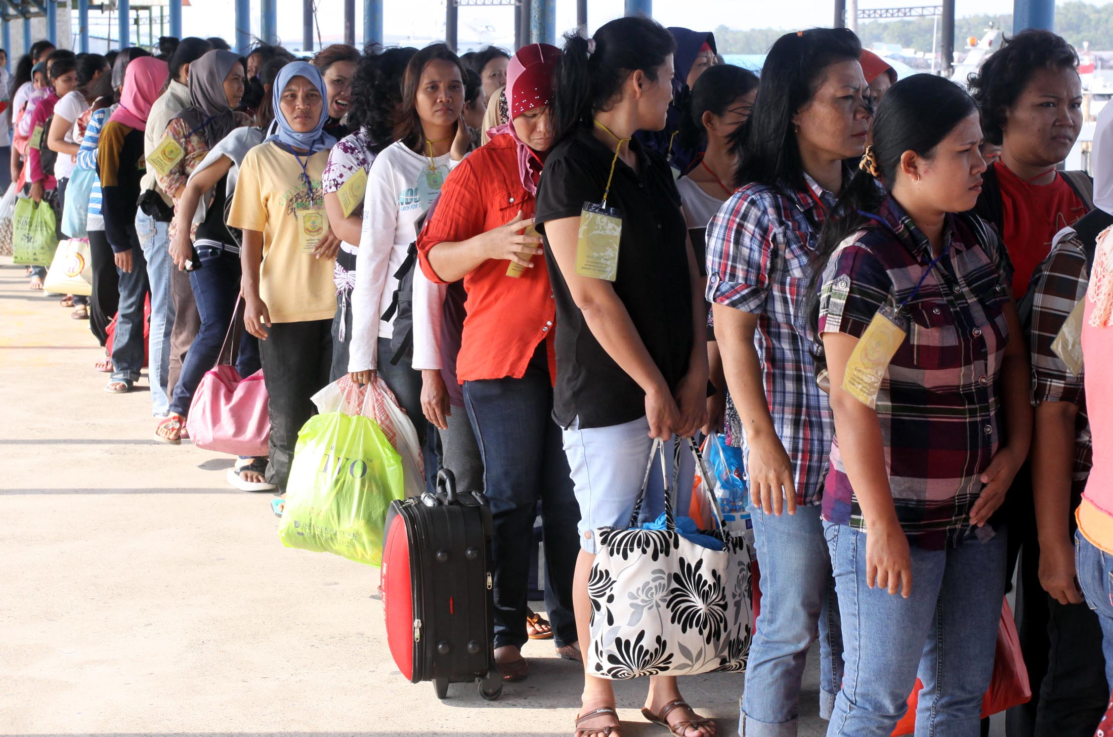 Pemerintah: Kita Drop Makanan TKI Overstay di Arab