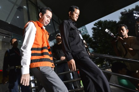 Suami Walikota Tangsel Tersangka Korupsi Alkes