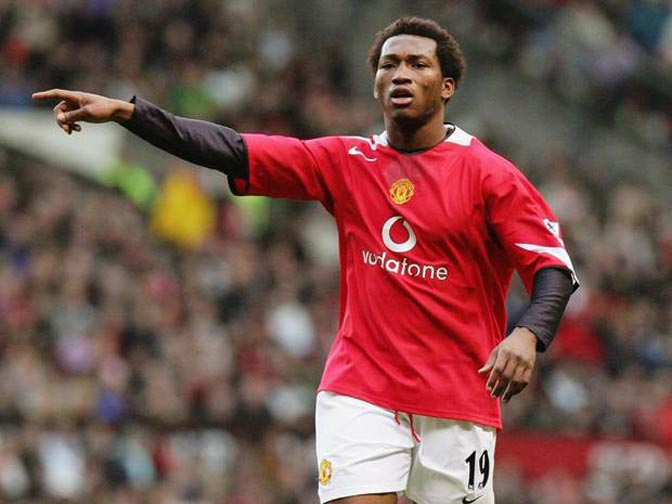 Klub Thailand Incar Bekas Gelandang Man United