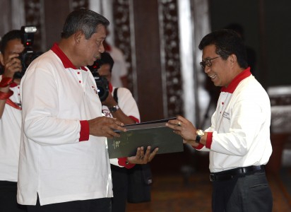 SBY Minta OJK Didik Masyarakat Berinvestasi