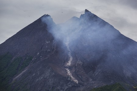 BPPTK: Warga Selatan Merapi Sebaiknya Pindah