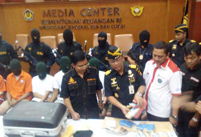 Rekrut Kurir, Bandar Narkoba Gunakan Media Sosial