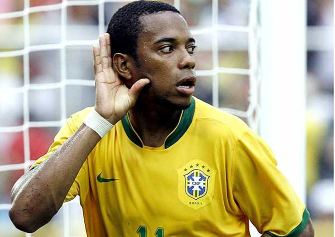 Robinho Pecahkan Rekor Pele