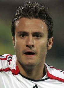 Gilardino Yakin Milan Bangkit, Alegri Tak Khawatirkan Desakan Mundur