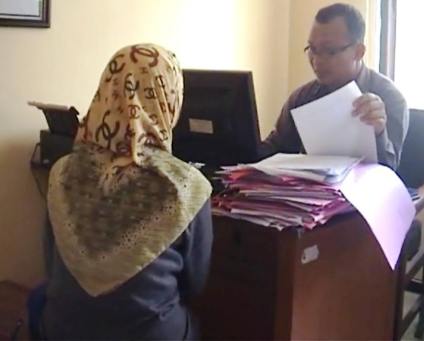 Jadi Calo, PNS Situbondo Diberhentikan Sementara