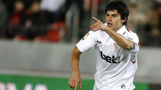 Arsenal dan Spurs Perebutkan Diego Perotti