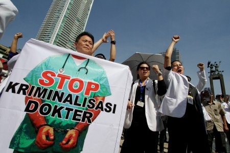 Menkes Mohon Dokter Jangan Dipenjara