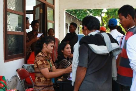 Proses Pembuatan E-KTP di Kupang Dihentikan Sementara