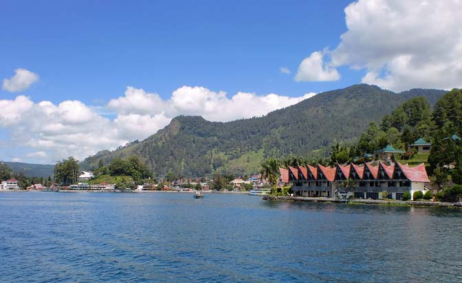 Kementerian LH Hentikan Operasional Perusahaan di Sekitar Danau Toba