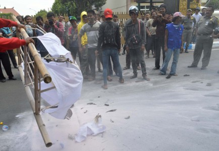 MCW Segera Laporkan Pemerasan CPNS di Malang
