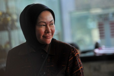 Atut Tersangka, Tim Kemendagri Temui Rano Karno
