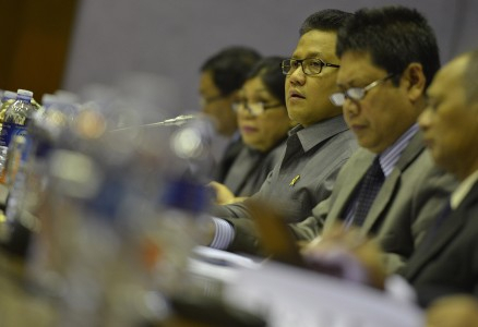 Komisi Tenaga Kerja DPR Belum Mampu Revisi UU TKI