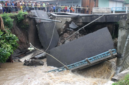 Banjir Hantam Ratusan Rumah di Kecamatan Panggul Trenggalek