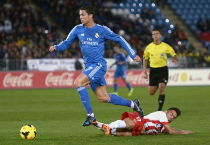Ronaldo Pastikan Hadir dalam Globe Soccer Awards