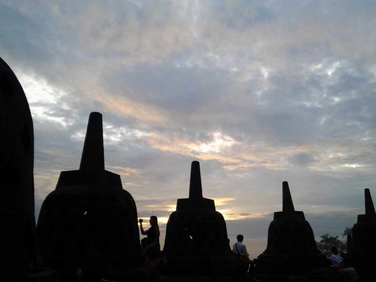 Seribu Stupa, Seribu Impresi